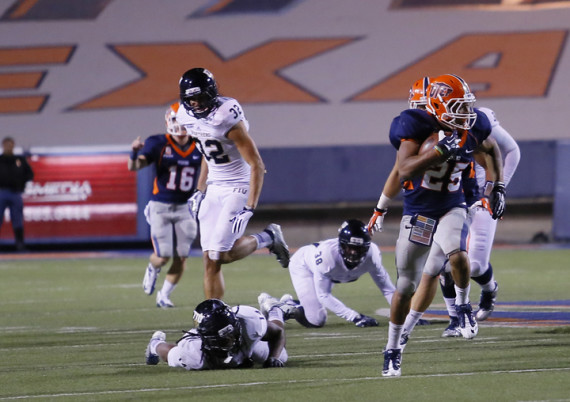 Junior running back Nathan Jeffery bursts a 54-yard touchdown run on Nov. 16 to lead the Miners to a 33-10 victory against FIU at the Sun Bowl.