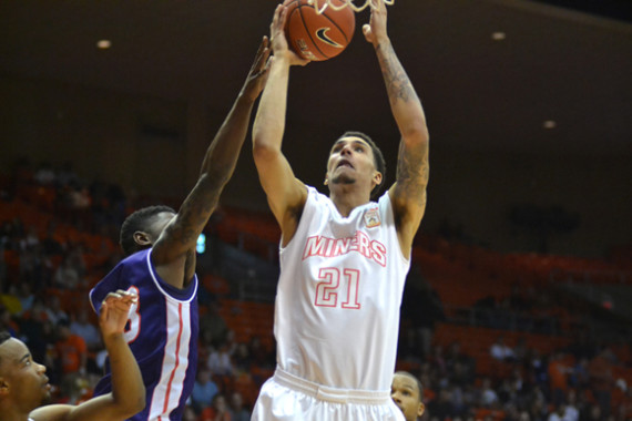 Moore returns to boost Miners to 84-74 win over Demons