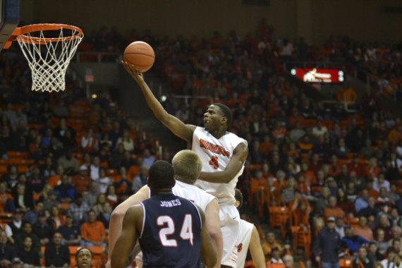 Miners handle Roadrunners 81-62