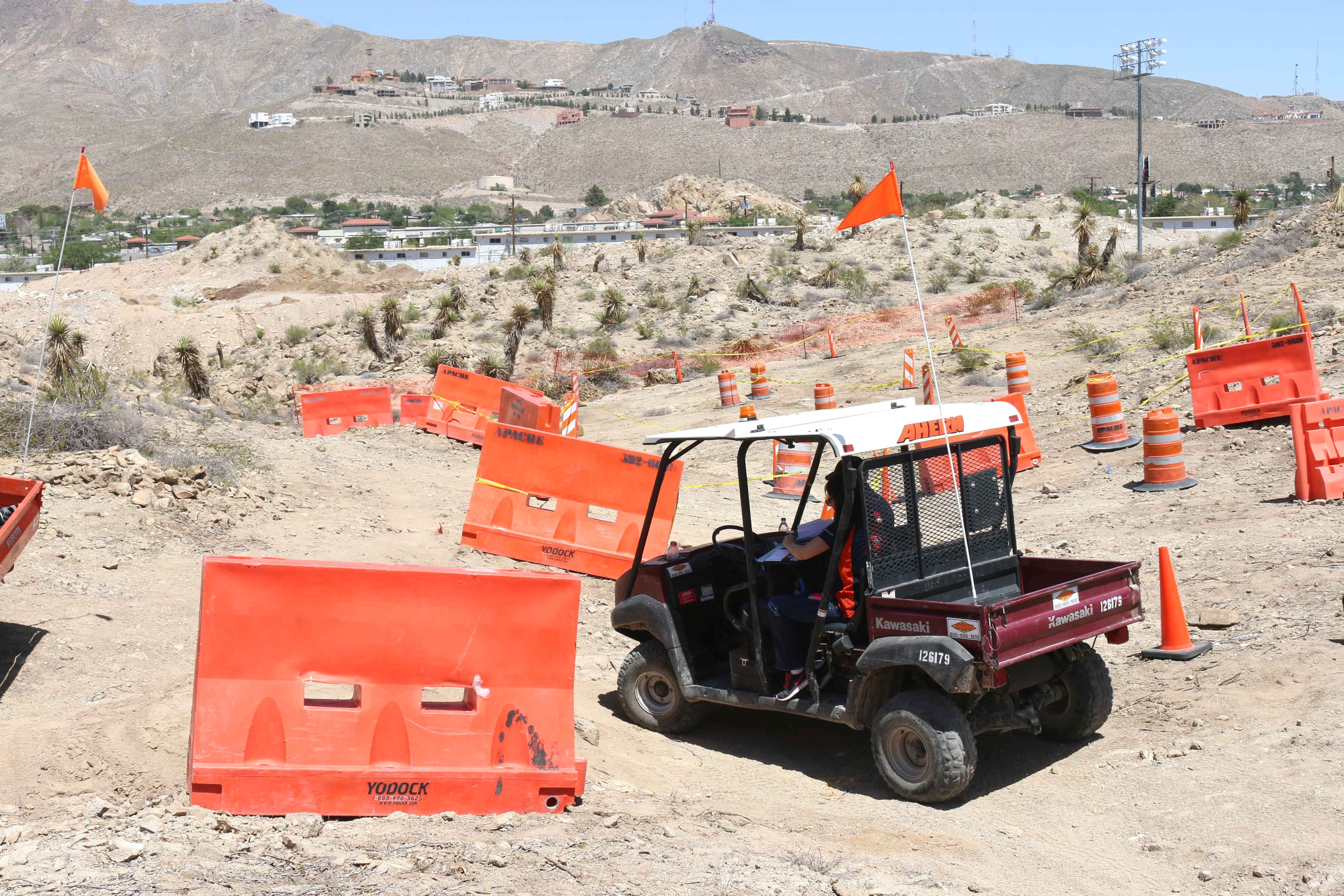 Engineers+prepare+for+weekend+Baja+SAE+competition