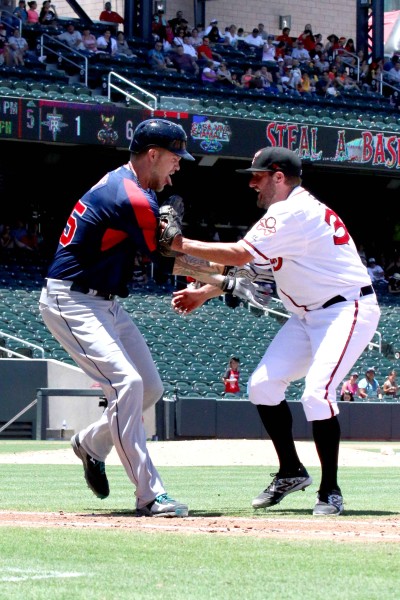 Chihuahuas win in walk-off fashion