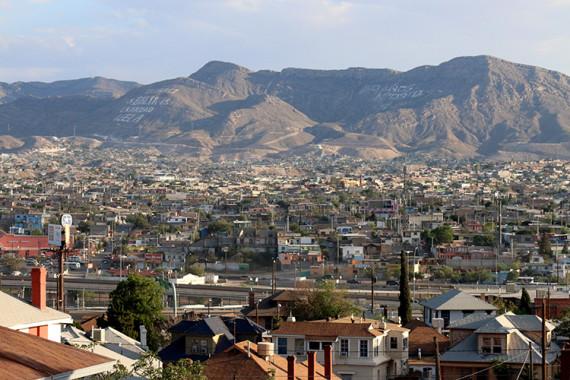 El municipio a decidido borrar la pinta en el Cerro Bola ante el incompleto de parte de la iglesia