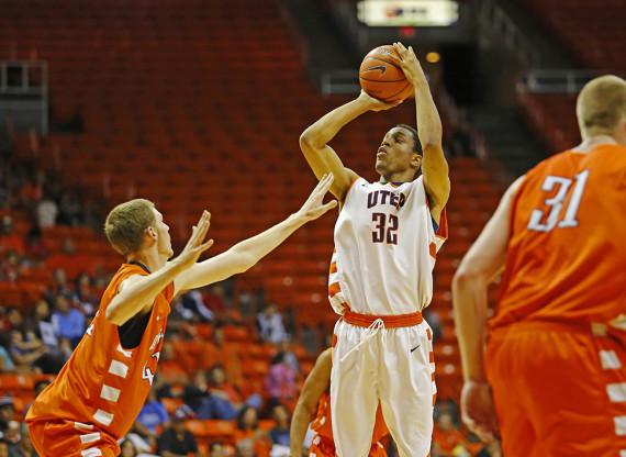 FILE PHOTO/ The Prospector
Then freshman forward Vince Hunter takes a jump shot in the 2013 Orange and White Scrimmage.