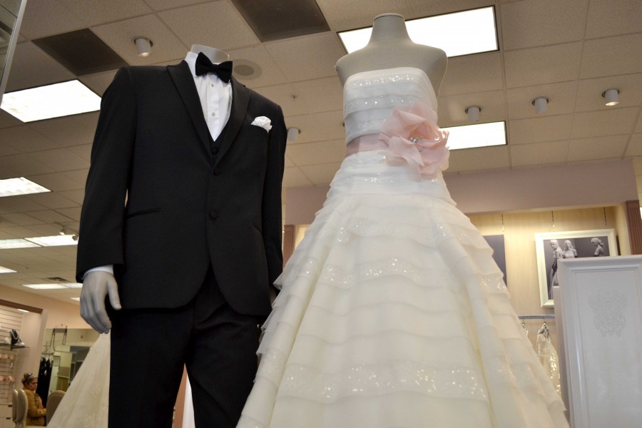 Millennials delaying marriage, couples waiting for financial stability