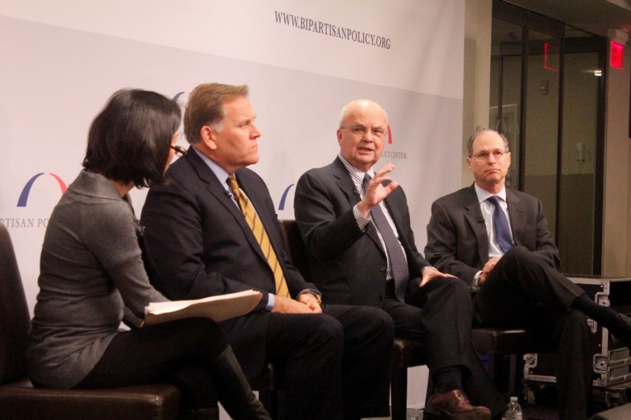 Ellen Nakashima, The Washington Post, left; former congressman Mike Rogers; Gen. Michael Hayden, former CIA and NSA director, and Paul Stockton, former assistant defense secretary, met Thursday to discuss ways to improve cyber security.