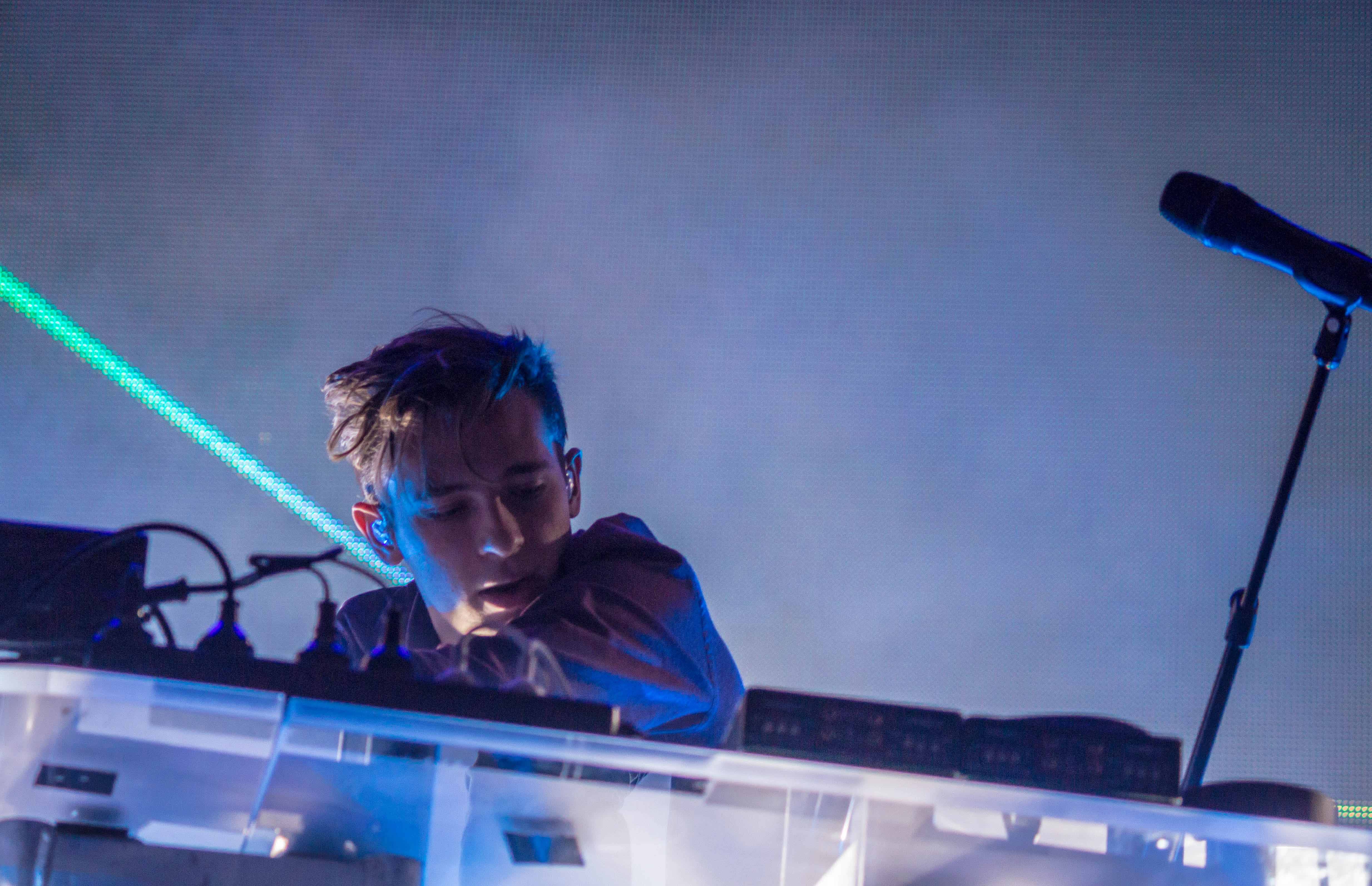 Neon+Desert+ends+with+brilliant+performances