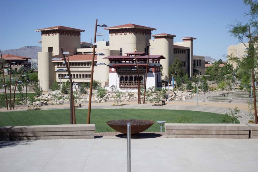 12 Creative shots of the Centennial Plaza