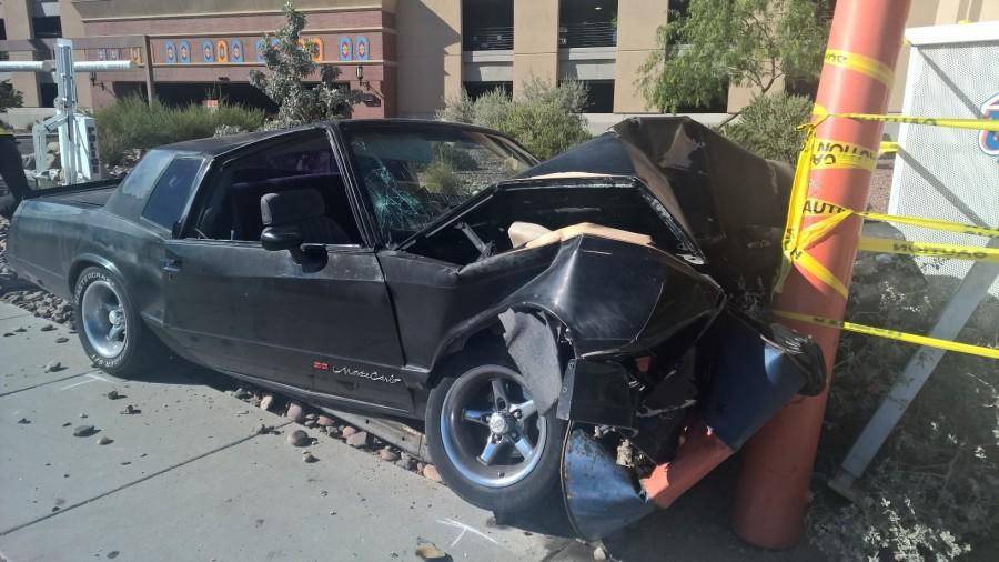 Single-car crash on Sun Bowl Dr.