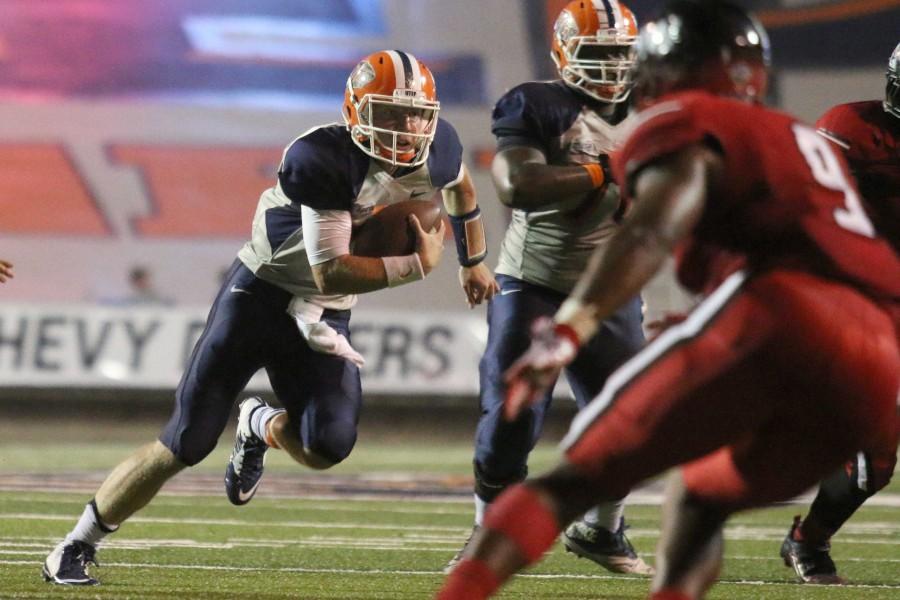 Miners take down UIW 27-17