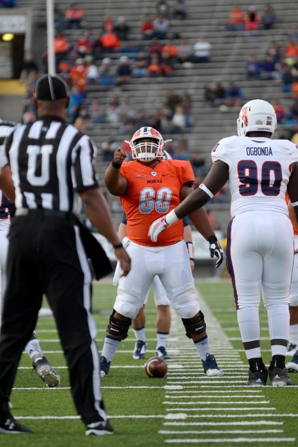 Senior Offensive Lineman Eric Lee calls out the play. 