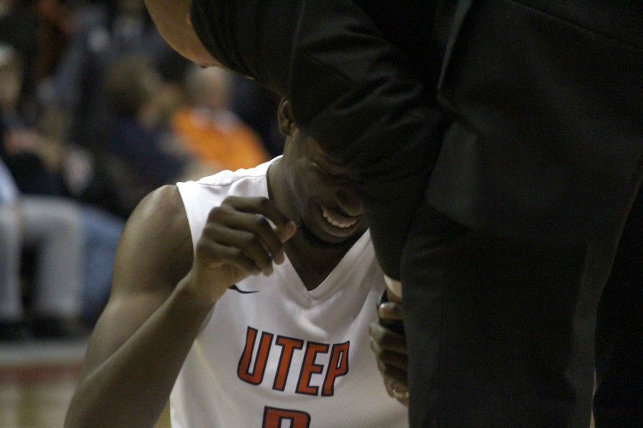 Brodricks Jones in agony after he suffers a knee injury. 