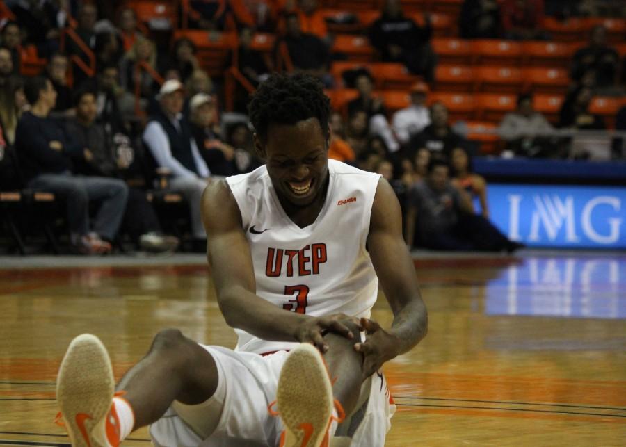 Brodricks Jones in agony after he suffers a knee injury. 