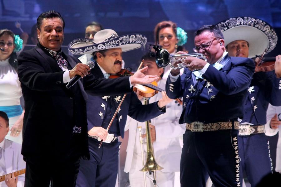 JuanGabriel_05