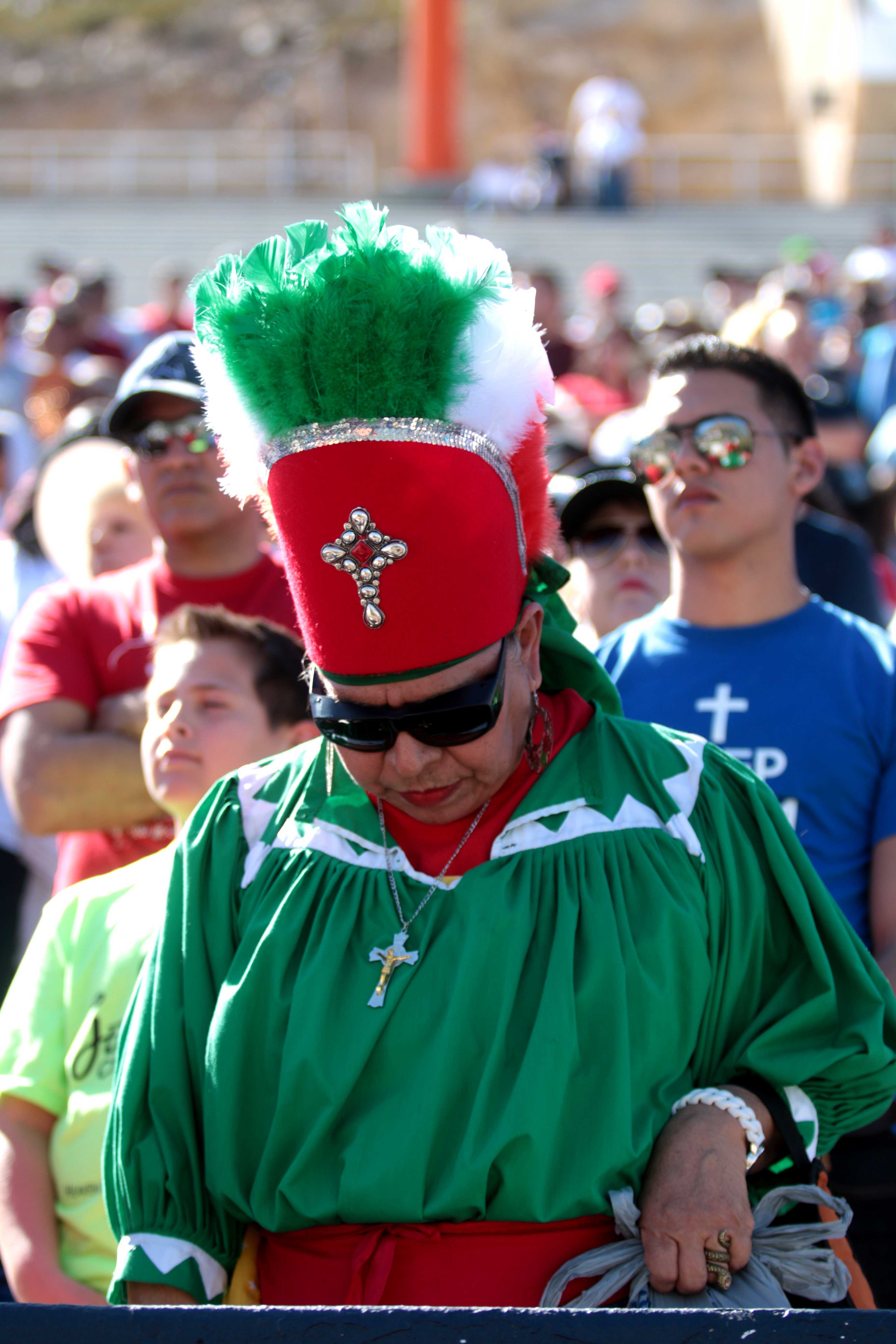 Sun+Bowl+joins+Juarez+in+welcoming+Pope+Francis