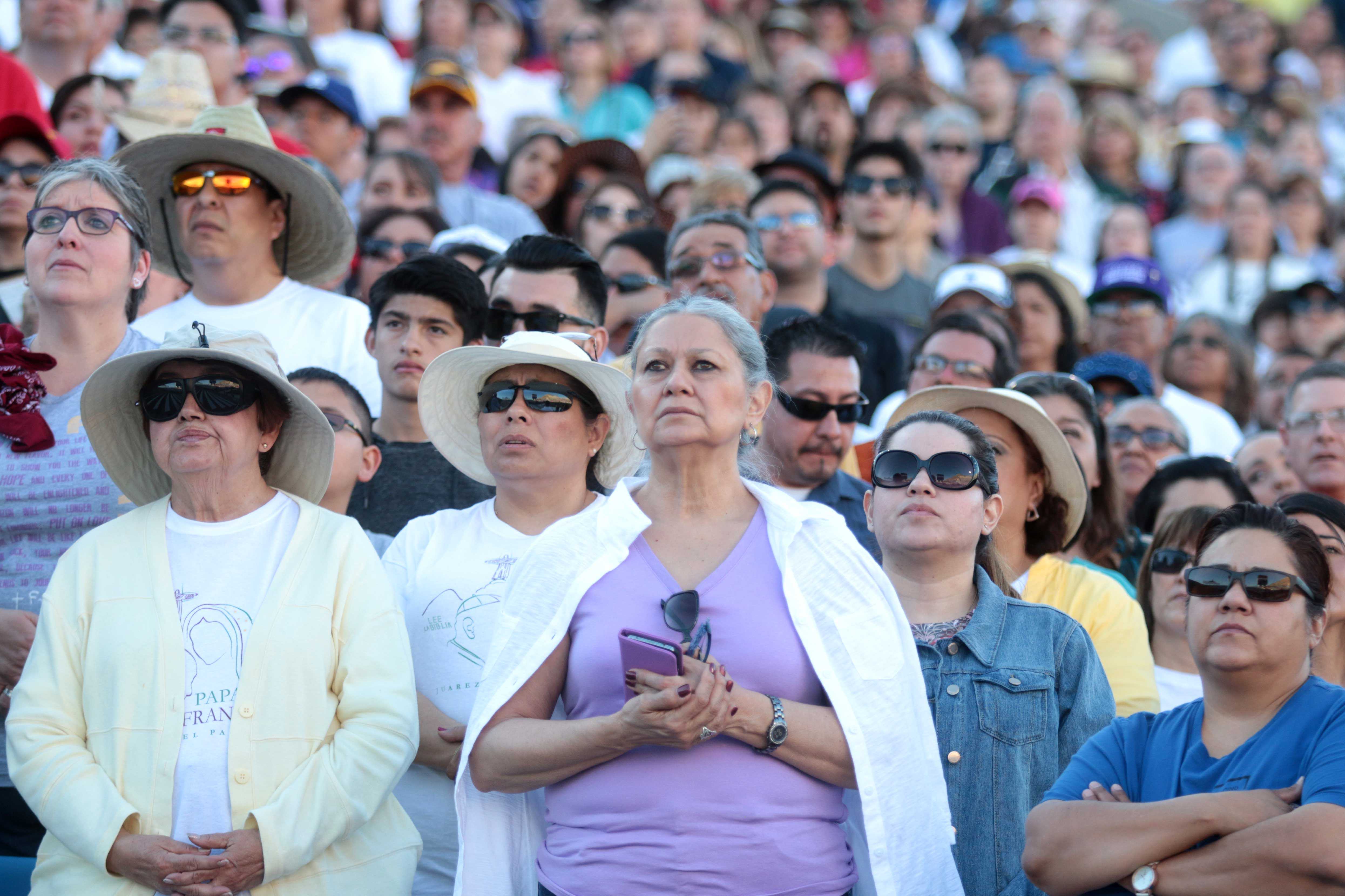Sun+Bowl+joins+Juarez+in+welcoming+Pope+Francis
