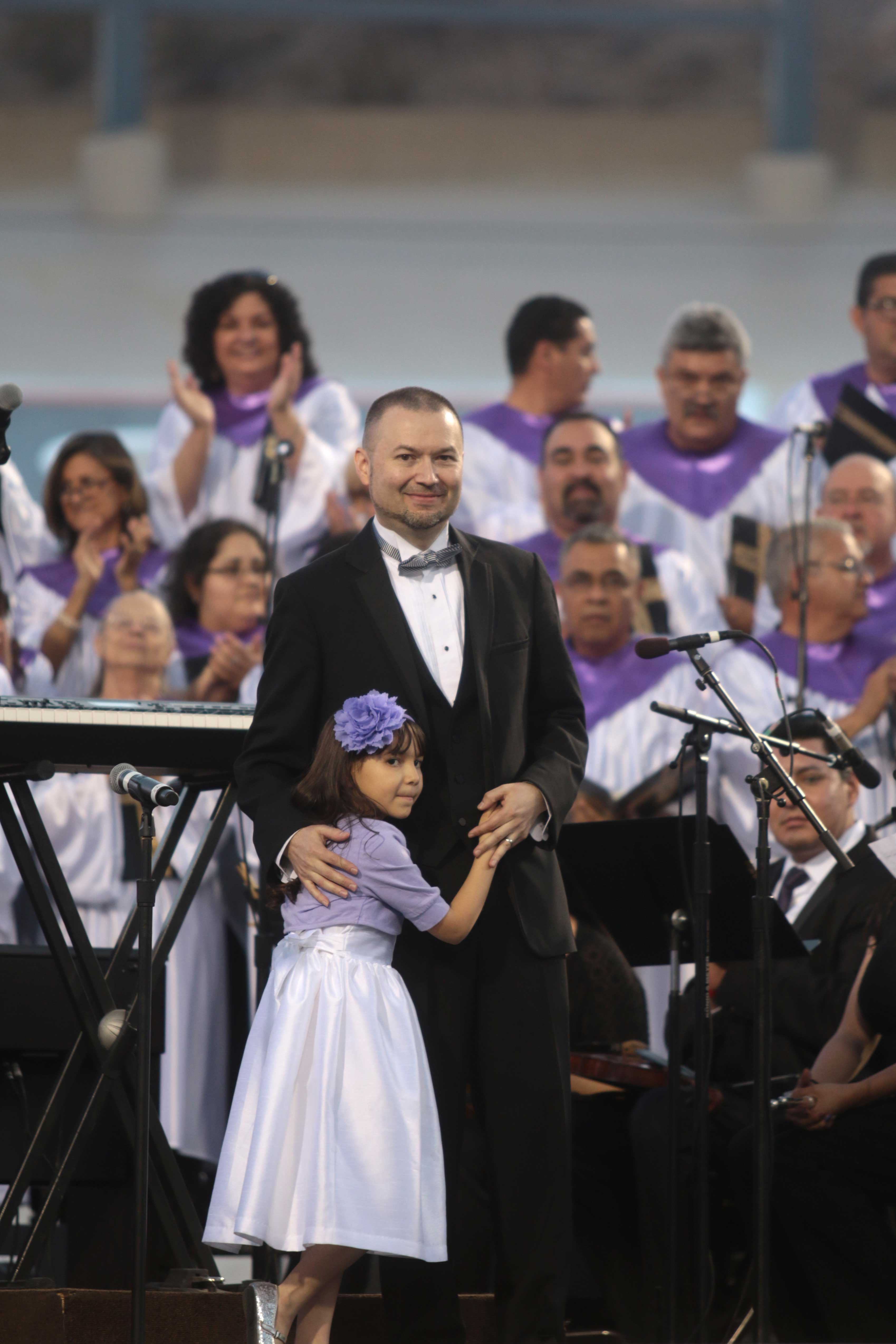 Sun+Bowl+joins+Juarez+in+welcoming+Pope+Francis