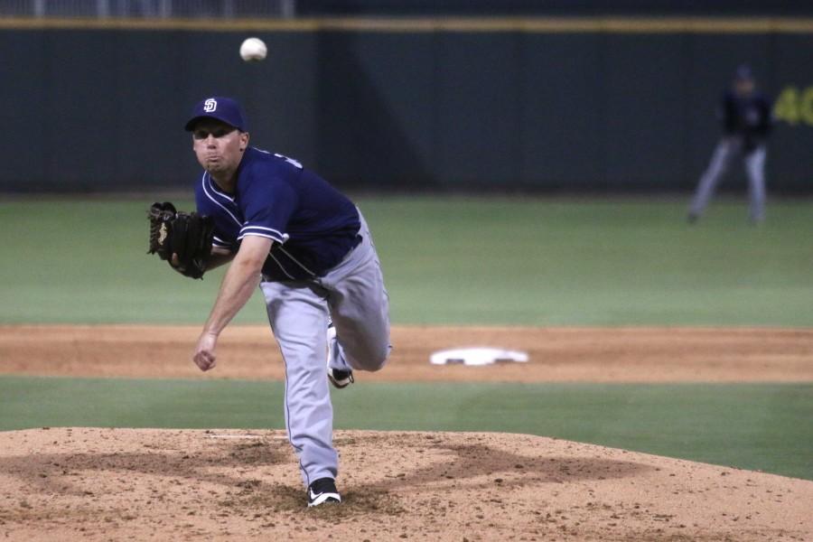 Chihuahuas and Padres Woo Crowd