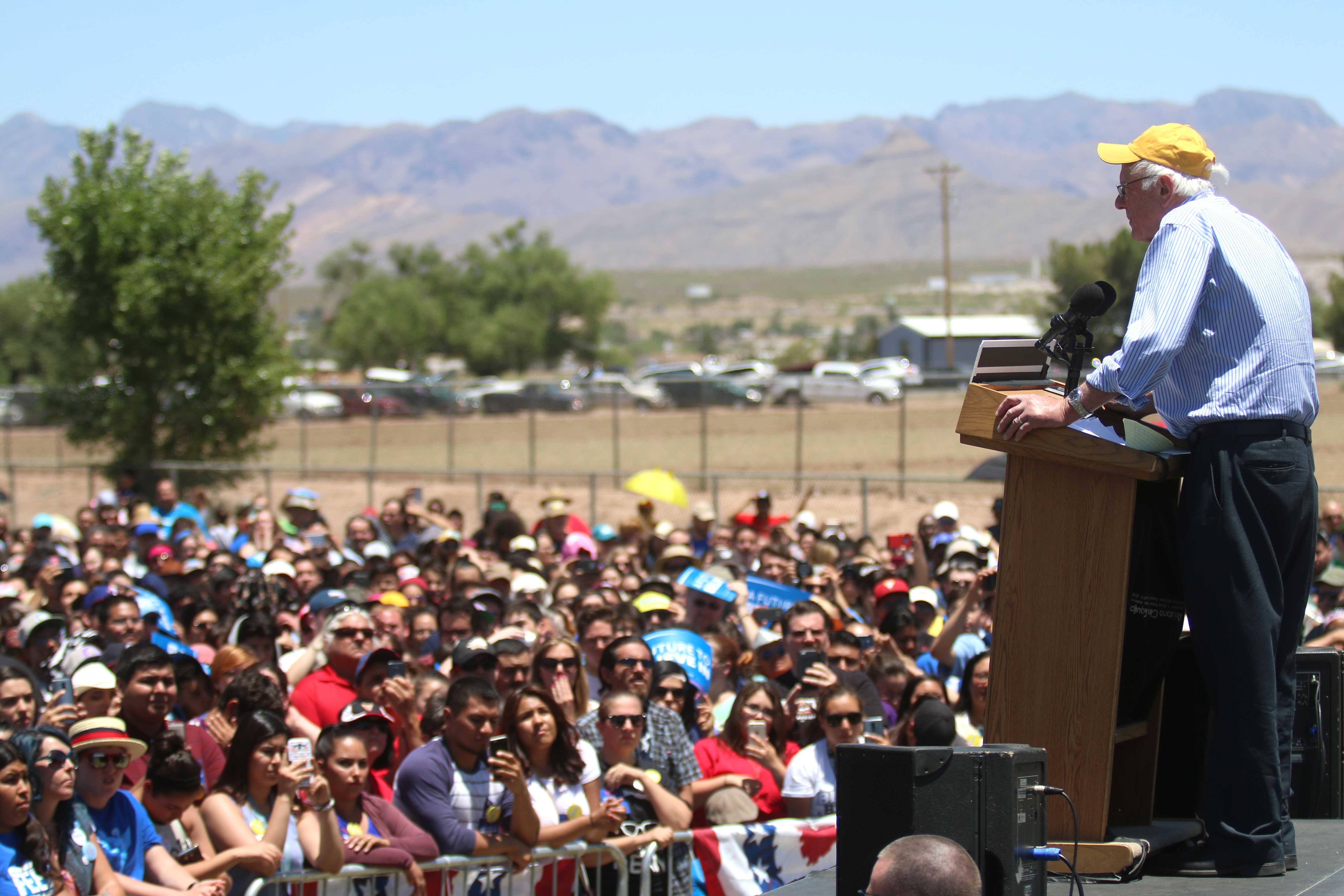 Sanders+visits+Vado+before+New+Mexico+primary