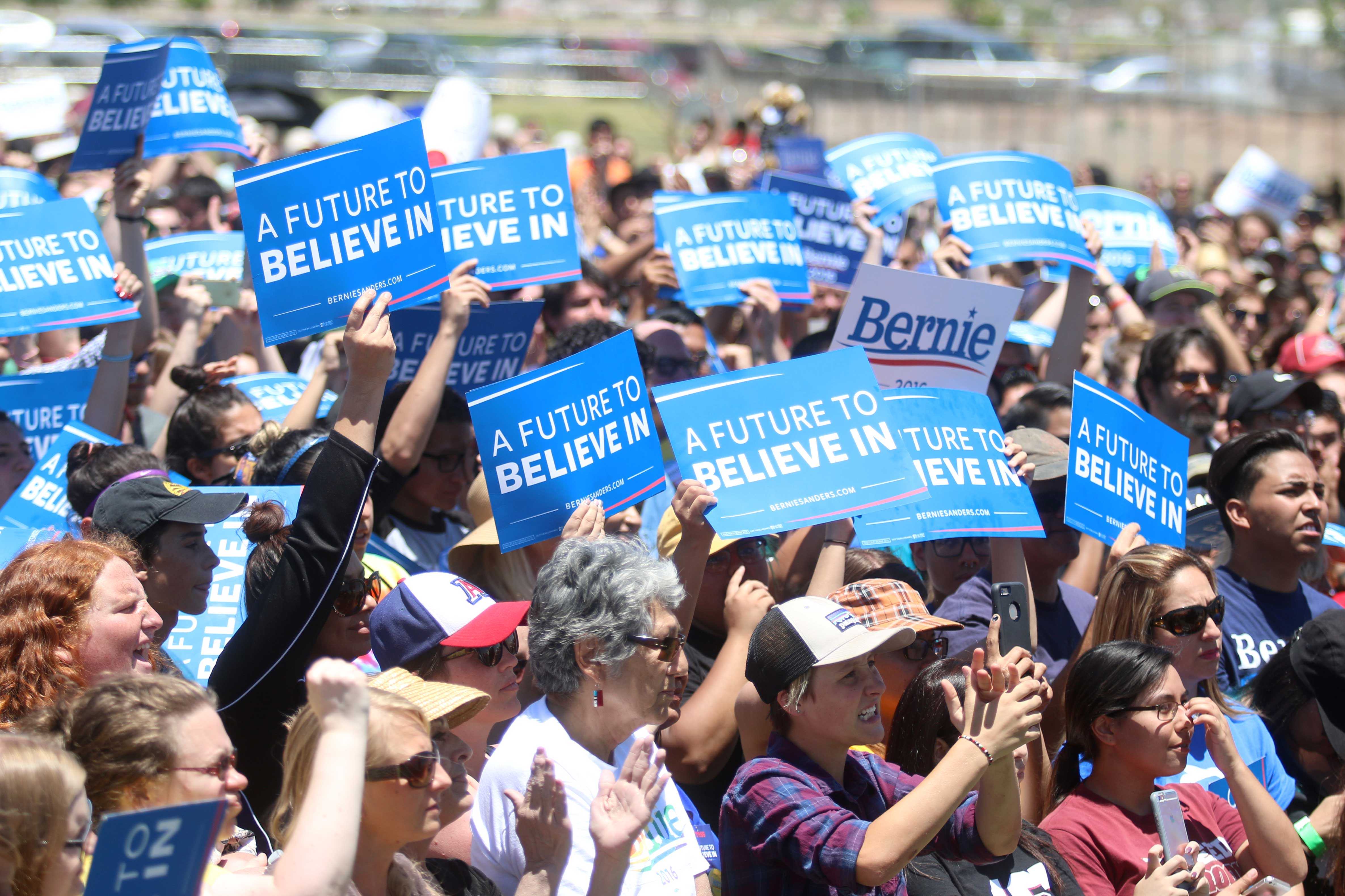 Sanders+visits+Vado+before+New+Mexico+primary