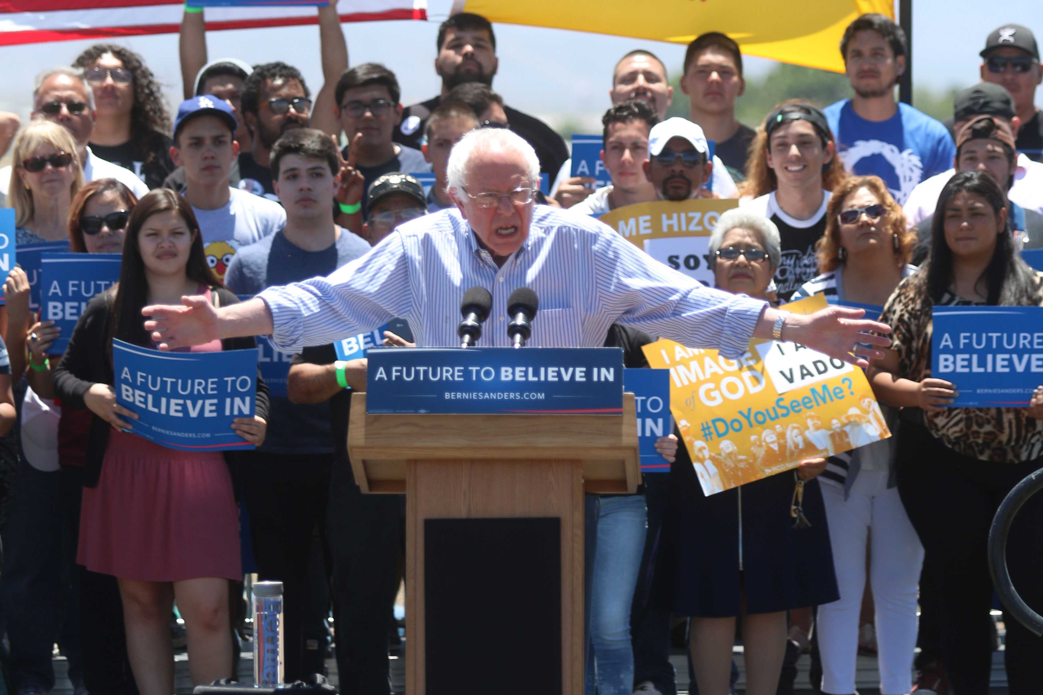 Sanders+visits+Vado+before+New+Mexico+primary