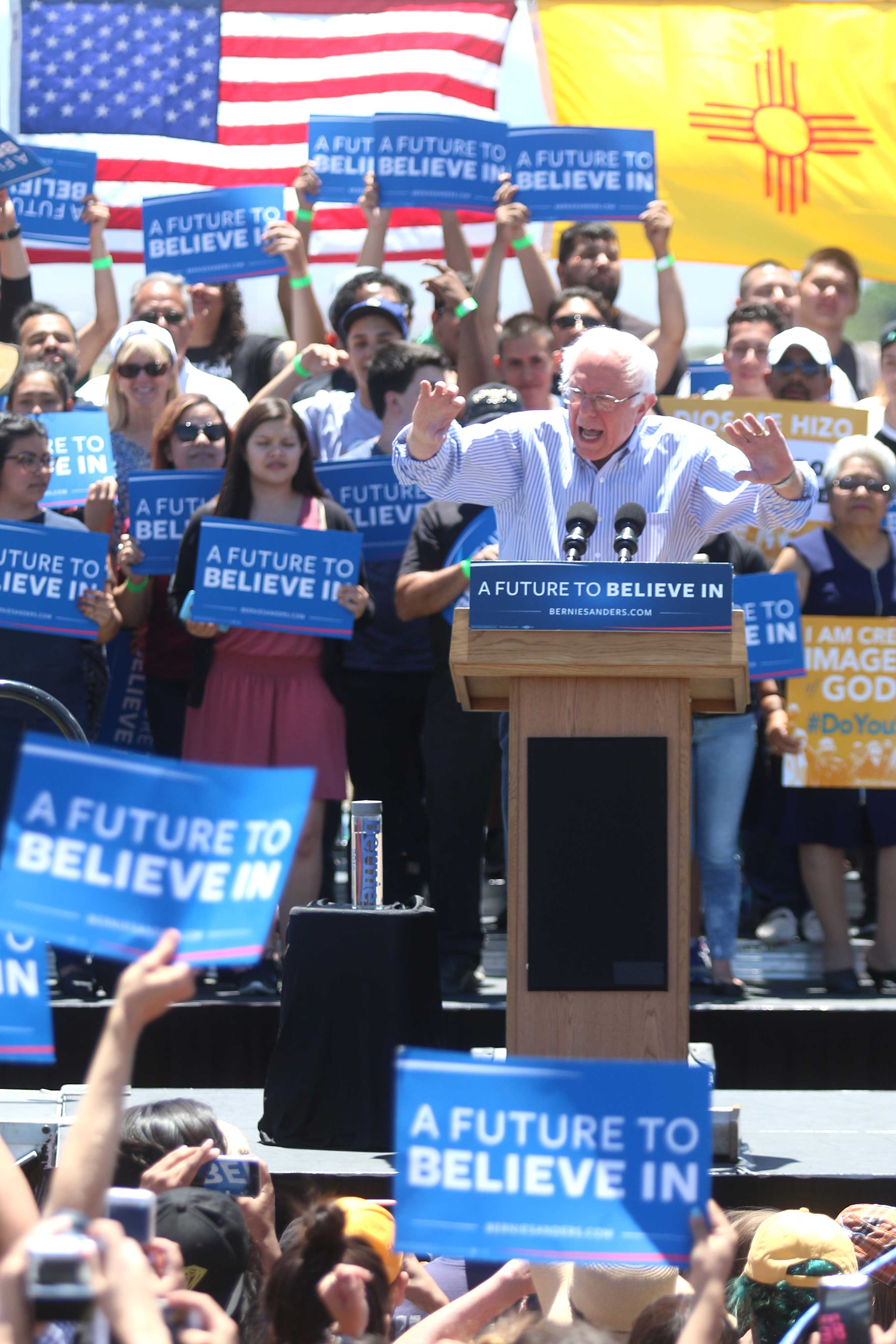 Sanders+visits+Vado+before+New+Mexico+primary