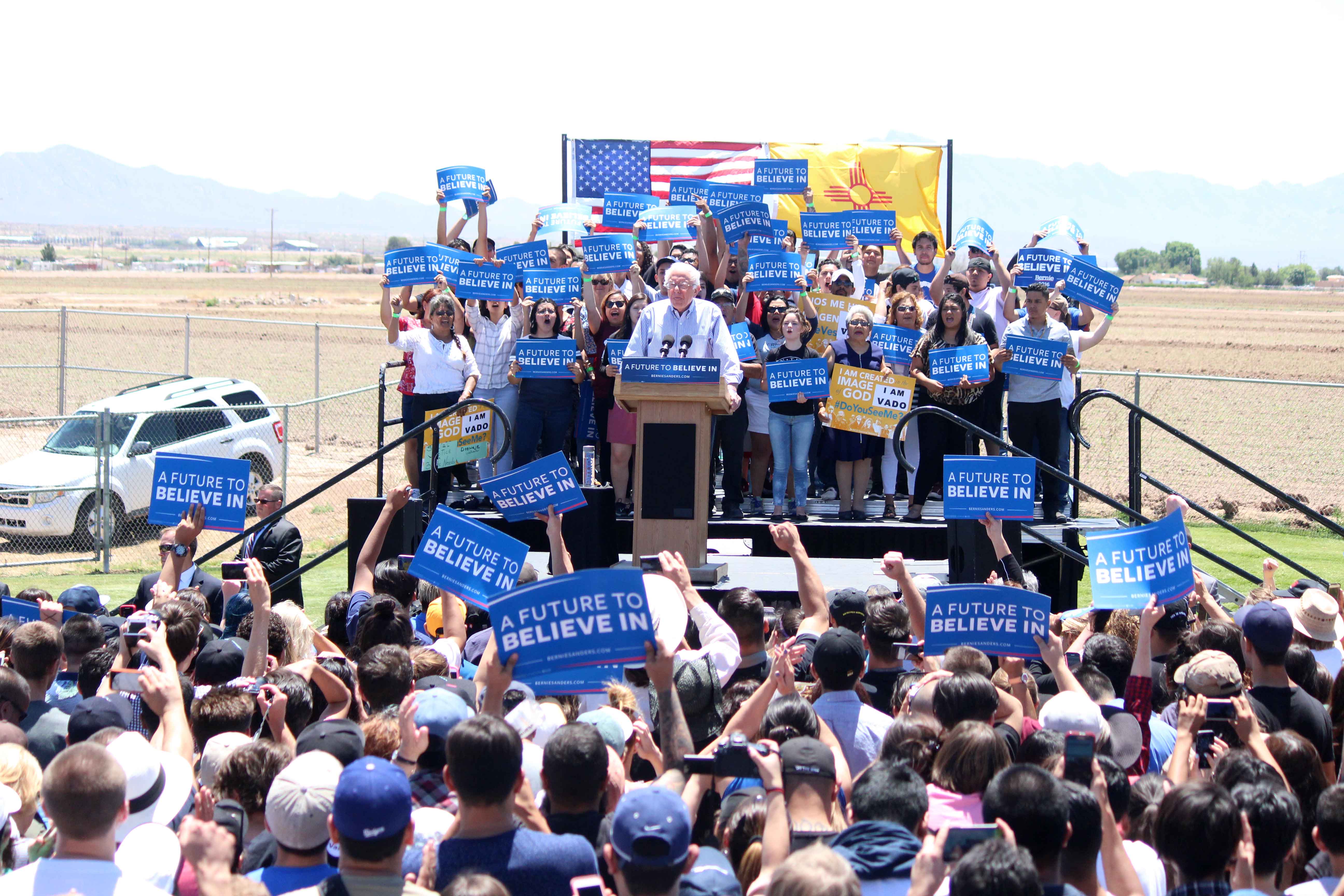 Sanders+visits+Vado+before+New+Mexico+primary