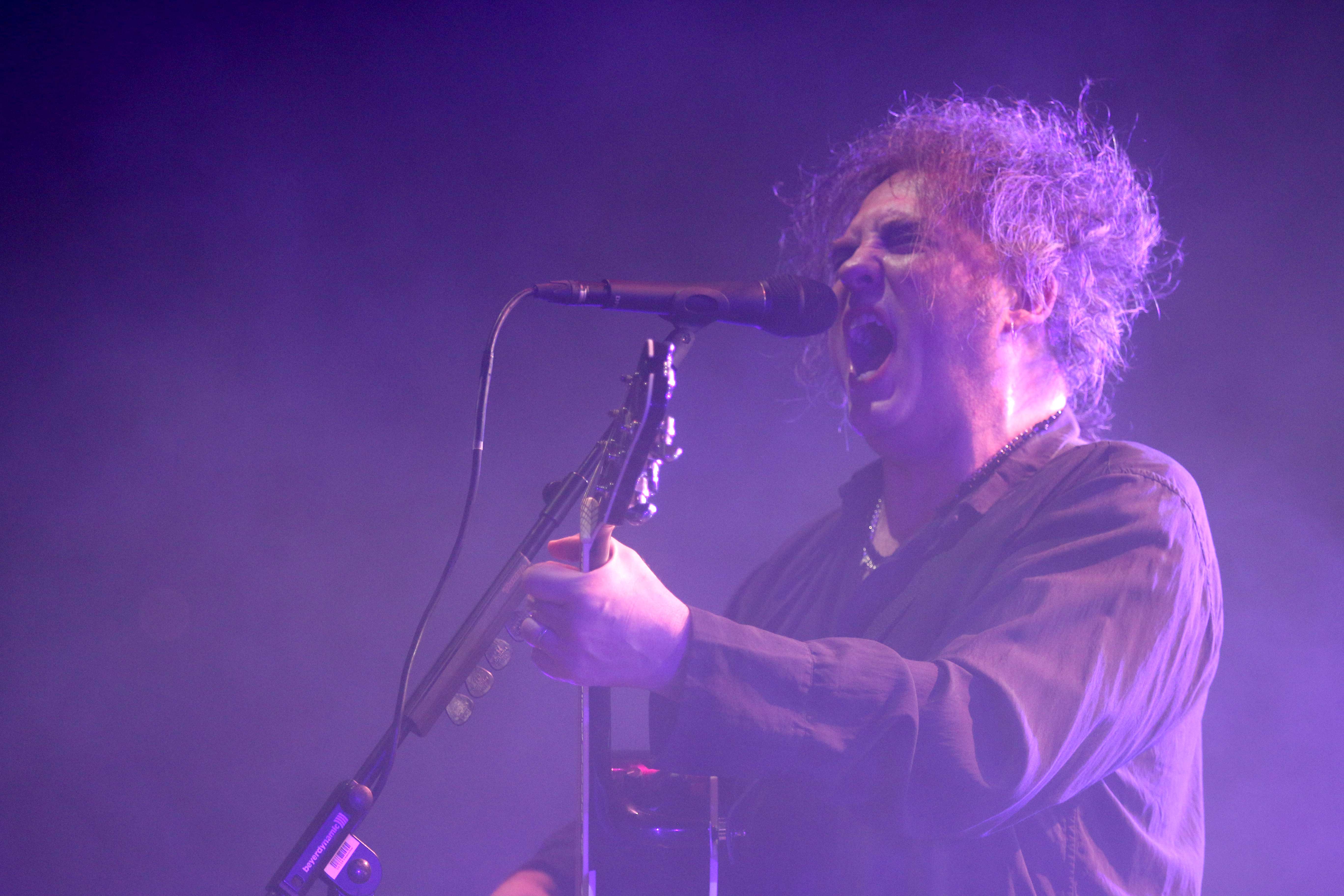 The+Cure+fills+up+the+Haskins+Center+with+stellar+performance