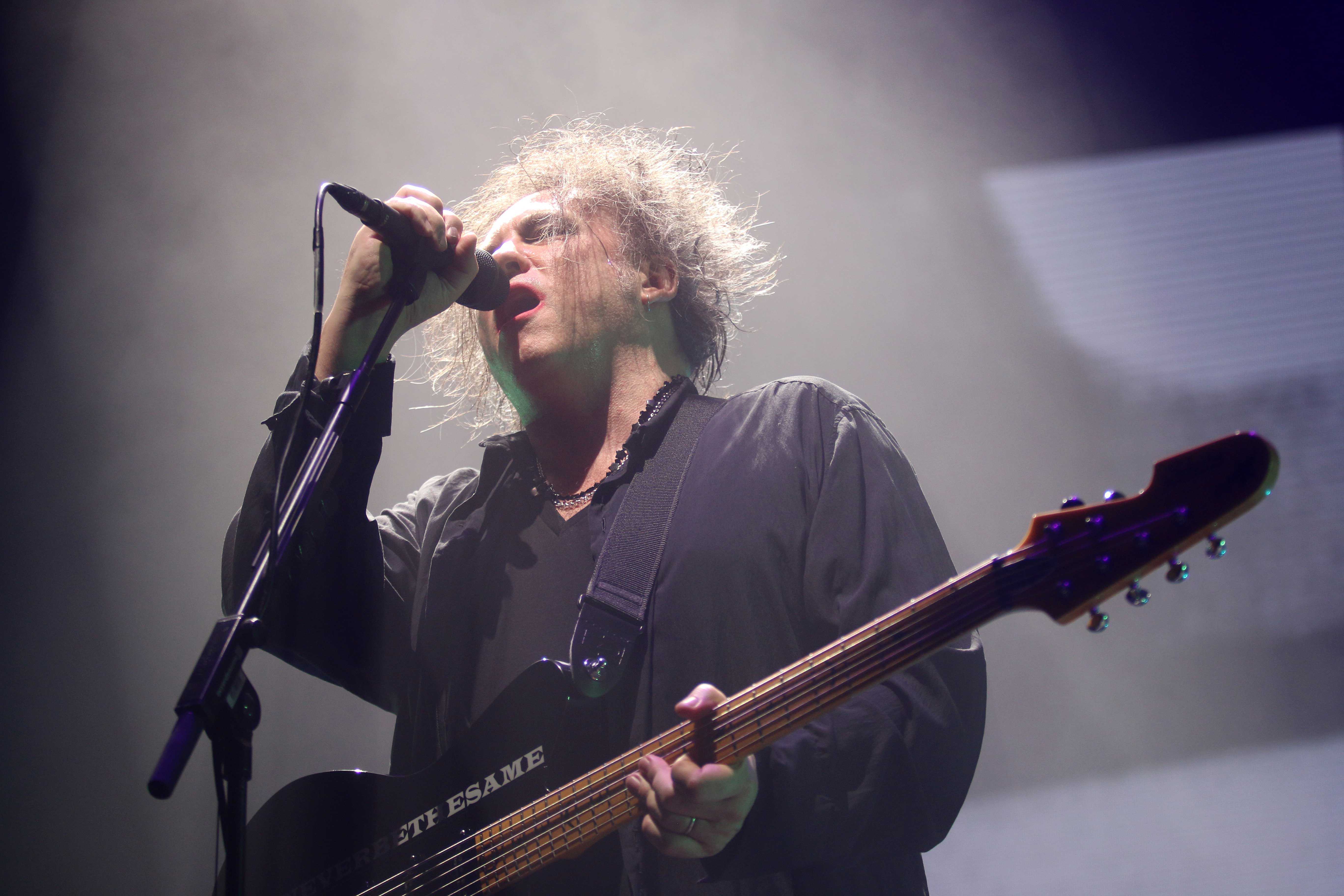 The+Cure+fills+up+the+Haskins+Center+with+stellar+performance