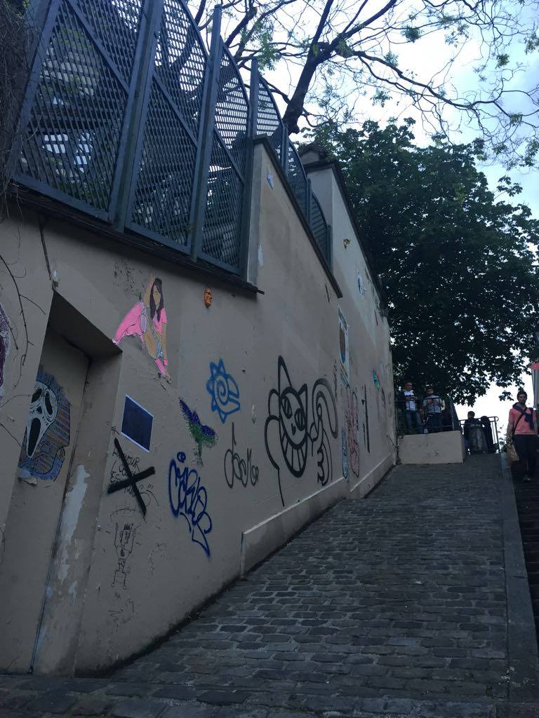 Street+art+in+the+heart+of+Paris