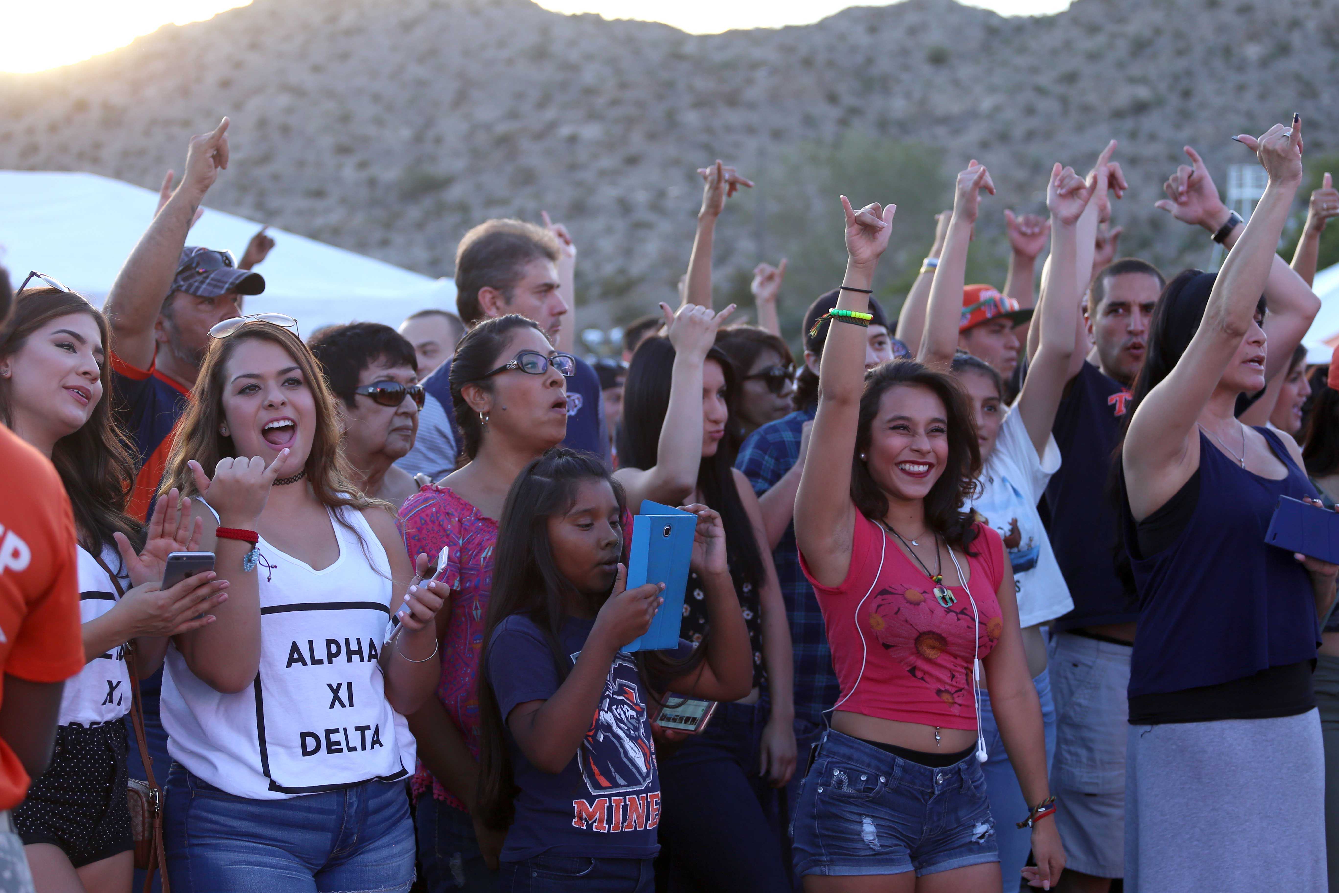 UTEP+community+comes+together+for+Minerpalooza+2016