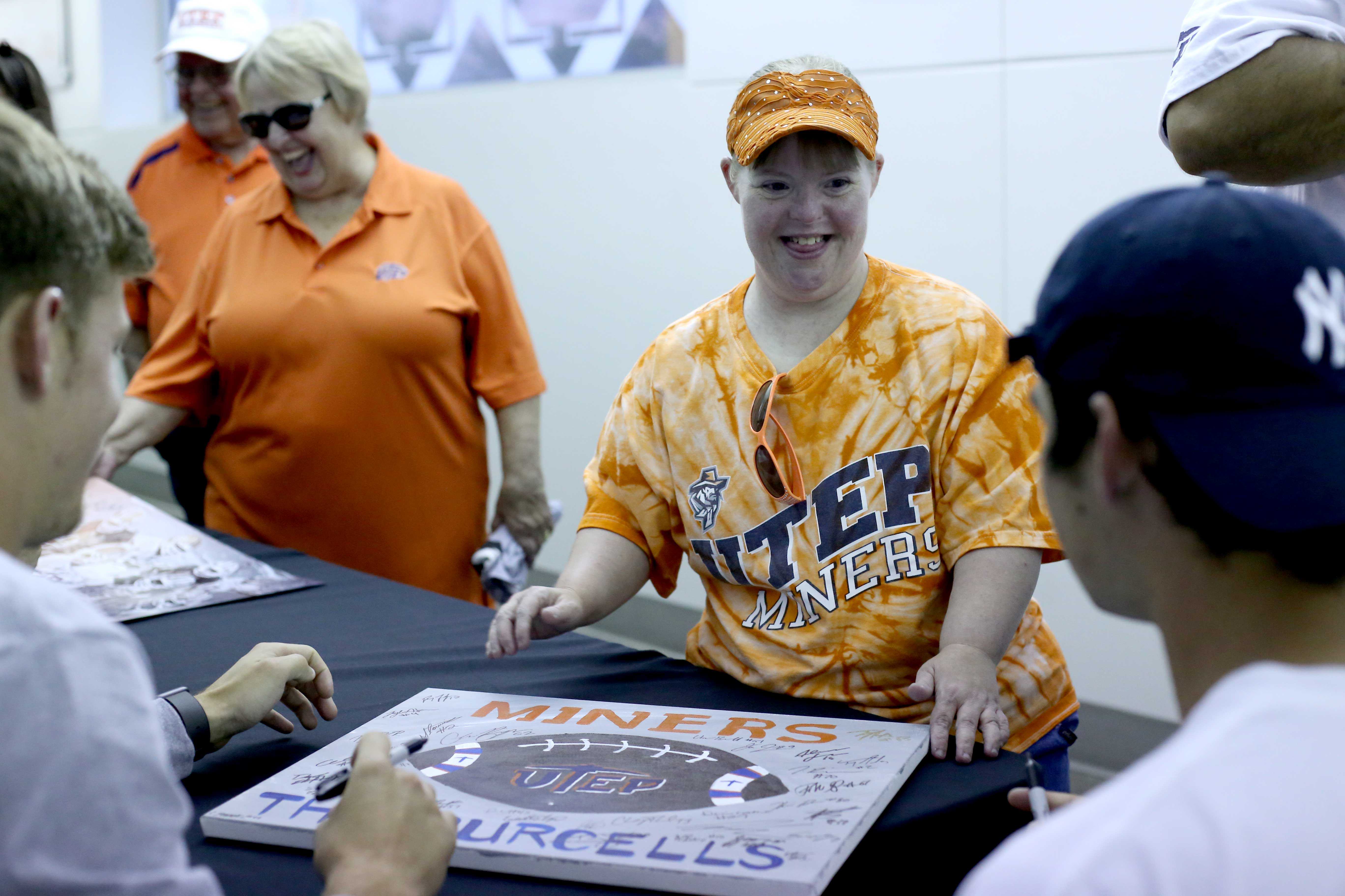 UTEP+community+comes+together+for+Minerpalooza+2016