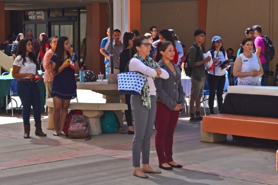 UTEP students watch the El Grito ceremony.