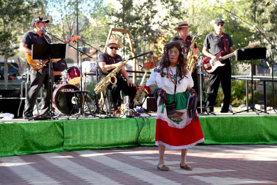 El Paso community celebrates Mexicos Independence Day