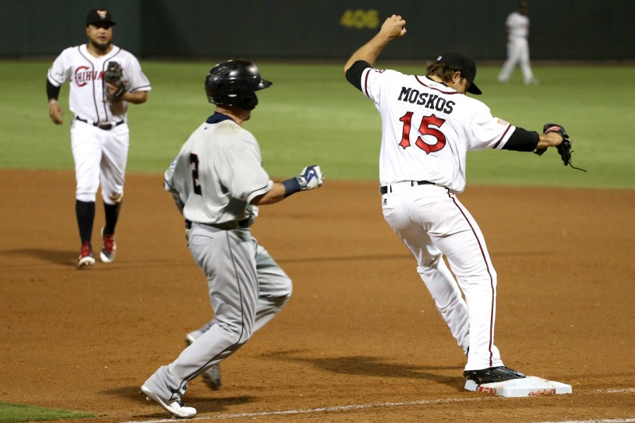 Chihuahuas+take+second+playoff+game