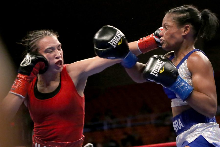 Han successfully defends her title against Martinez