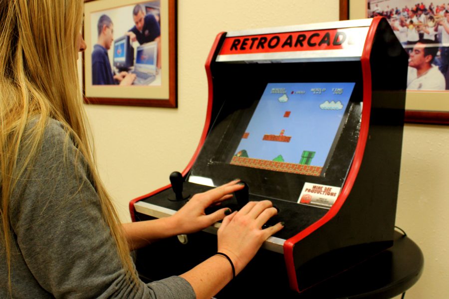 Students+had+the+ability+to+play+a+number+of+retro+arcade+style+games