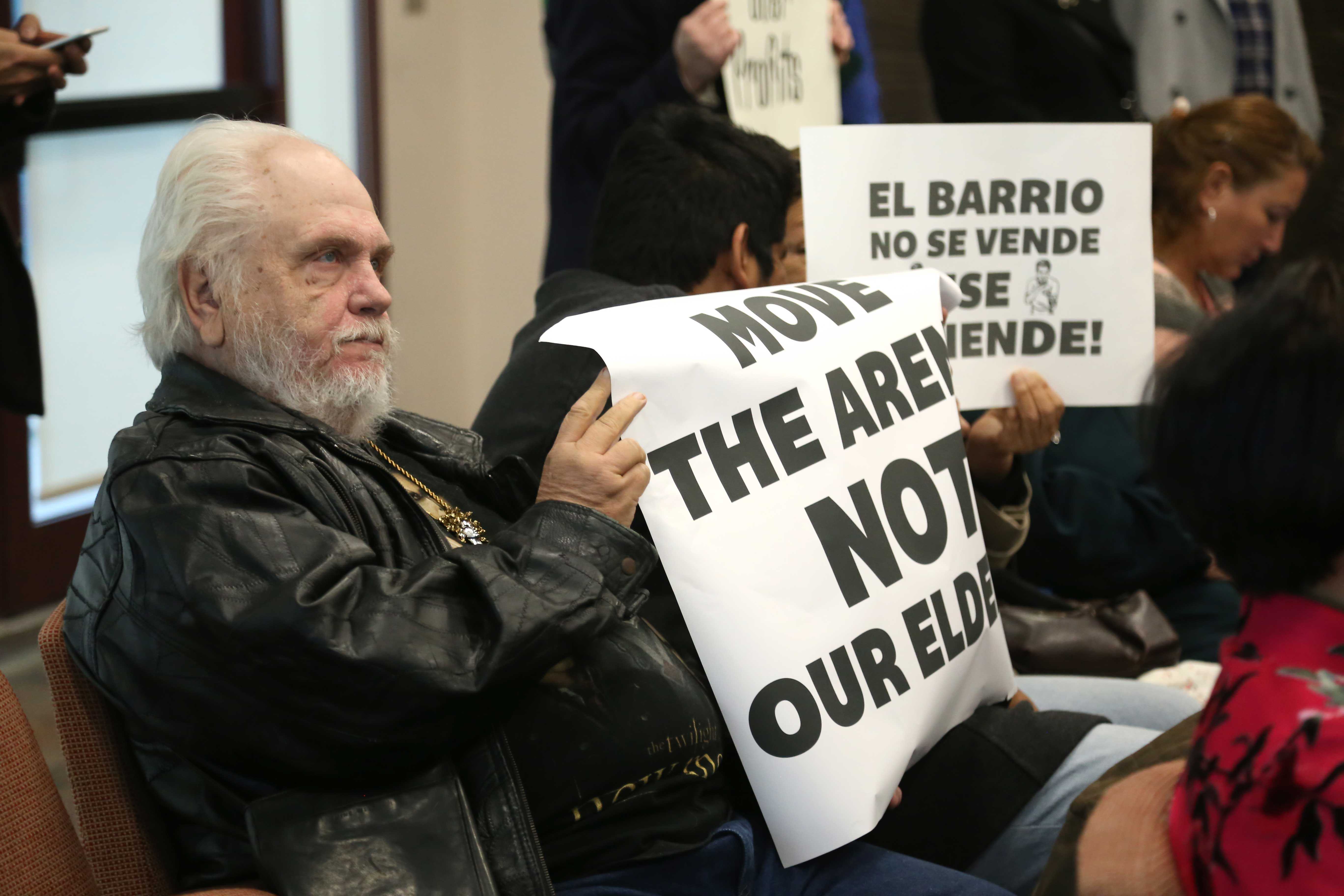 Union+Plaza+neighborhood+voted+off+the+table+in+citys+arena+plan