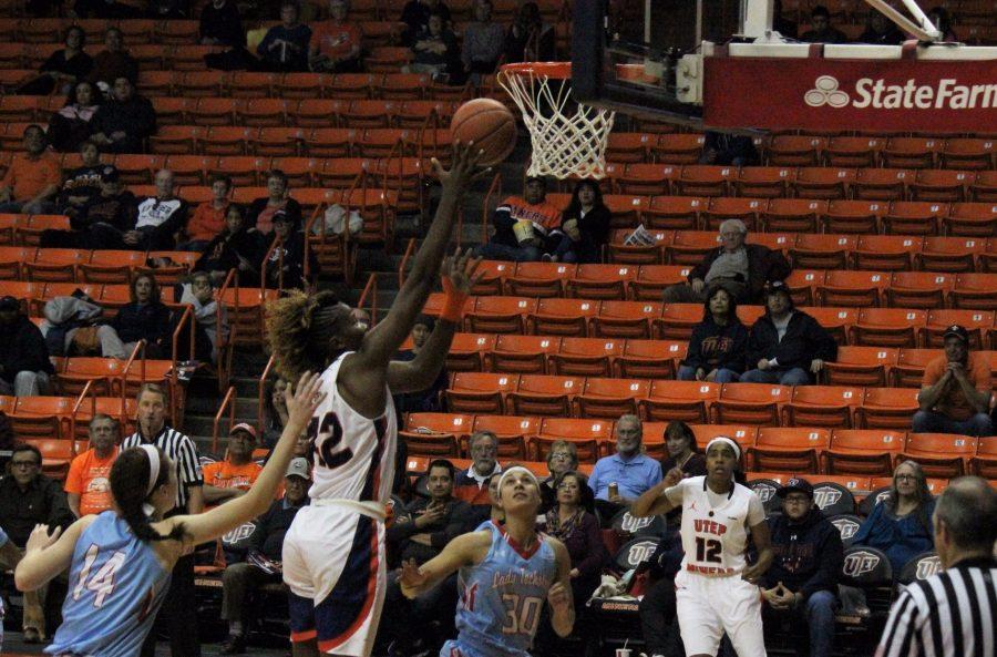 Womens basketball overcomes LA Tech