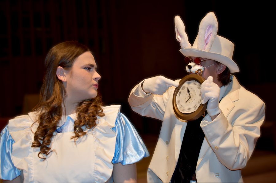 Alice&Rabbit2