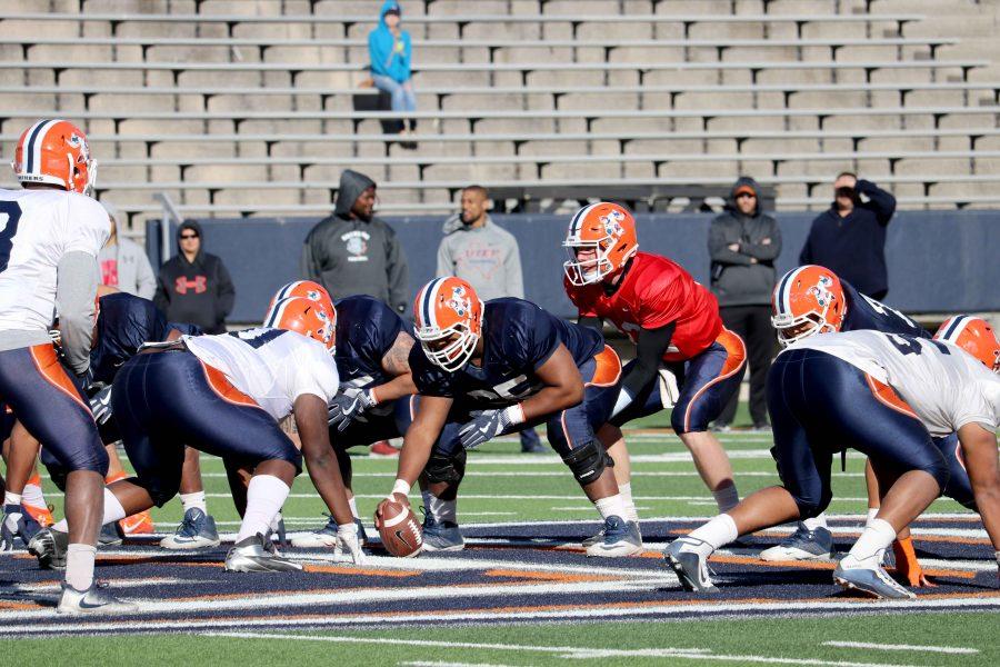 Miner+football+completes+first+scrimmage+of+spring