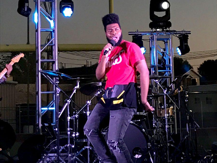 Khalid performed an invite-only show on Friday, March 24 at Americas High School for Spotify Premium members in El Paso. 