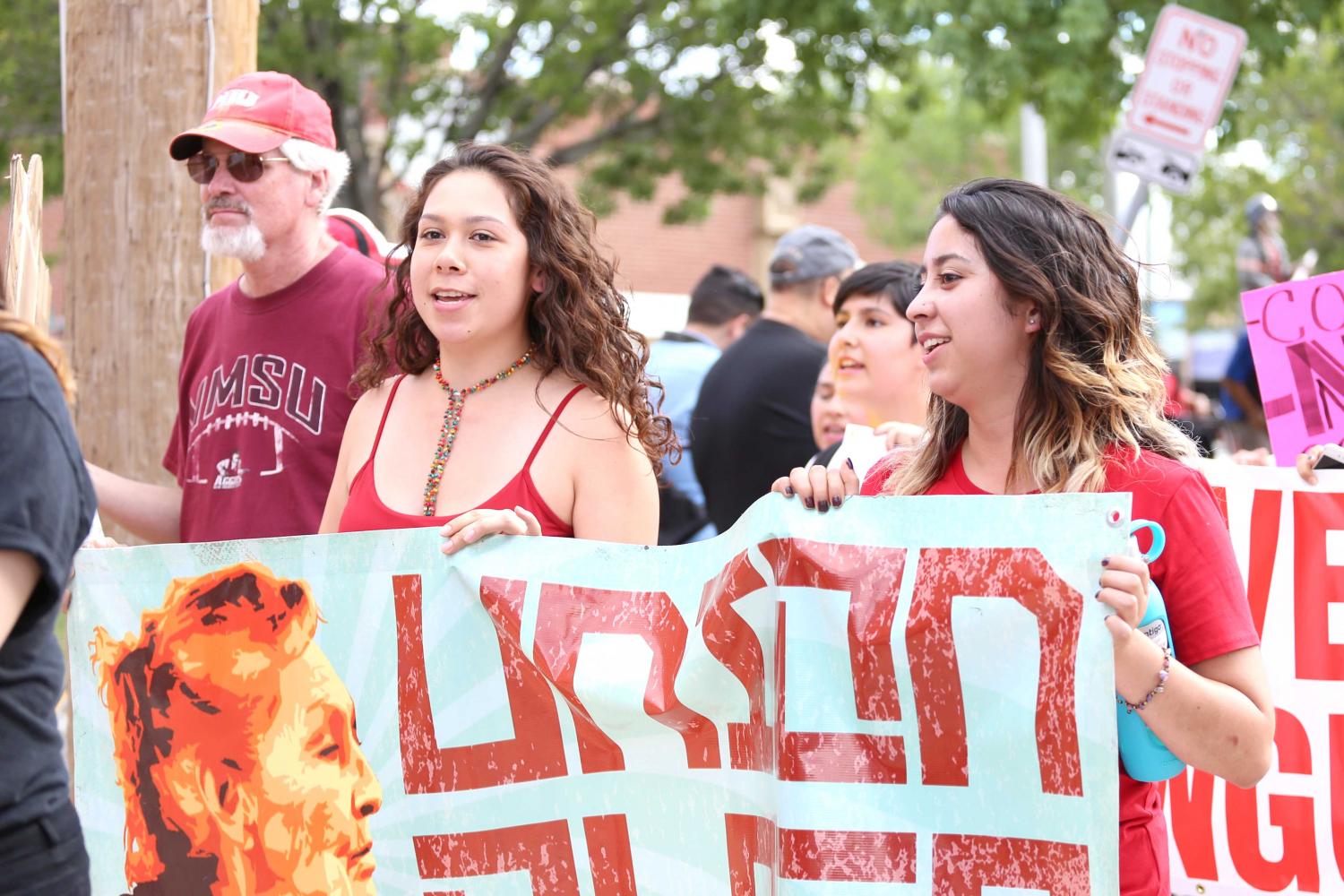 Duranguito+solidarity+march+advocates+for+preservation+of+community