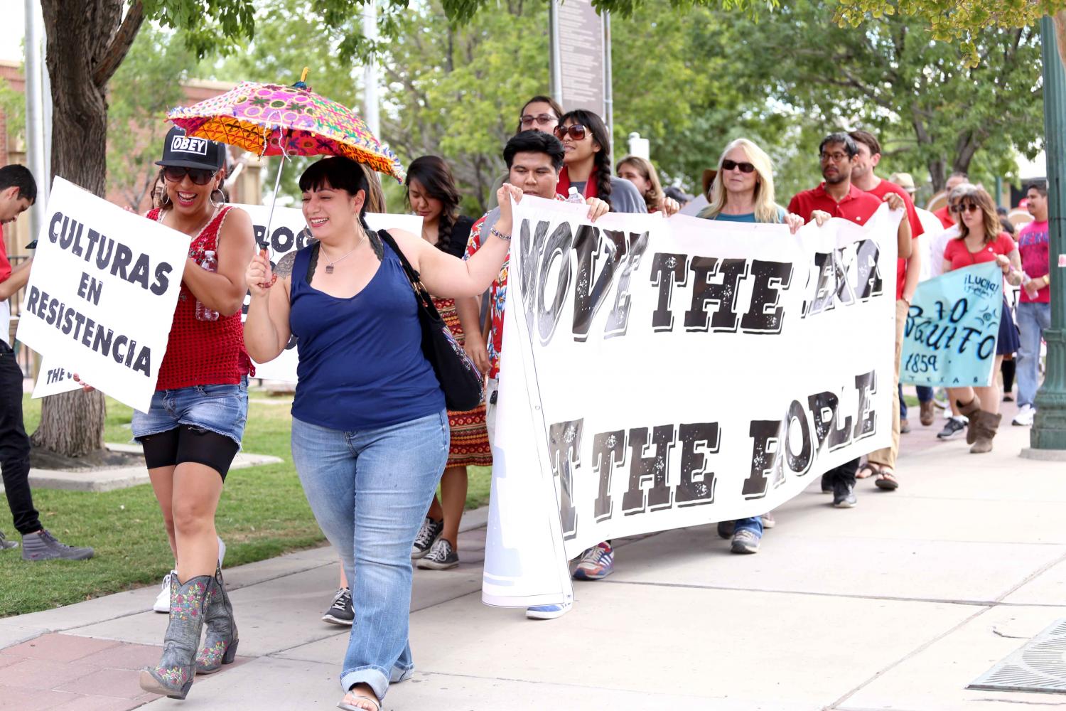 Duranguito+solidarity+march+advocates+for+preservation+of+community