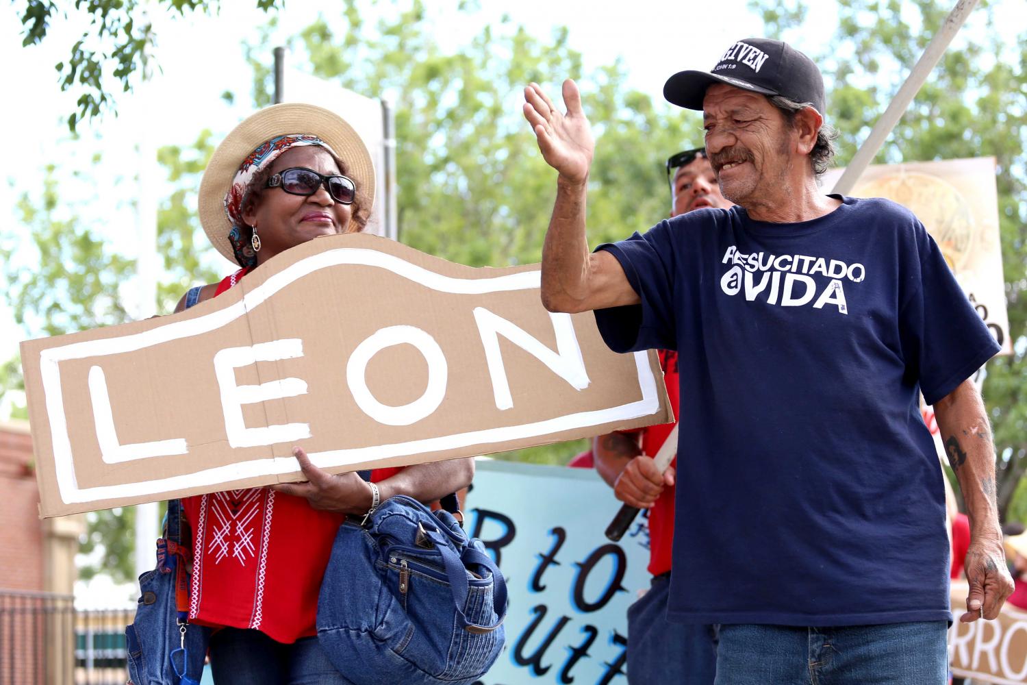 Duranguito+solidarity+march+advocates+for+preservation+of+community