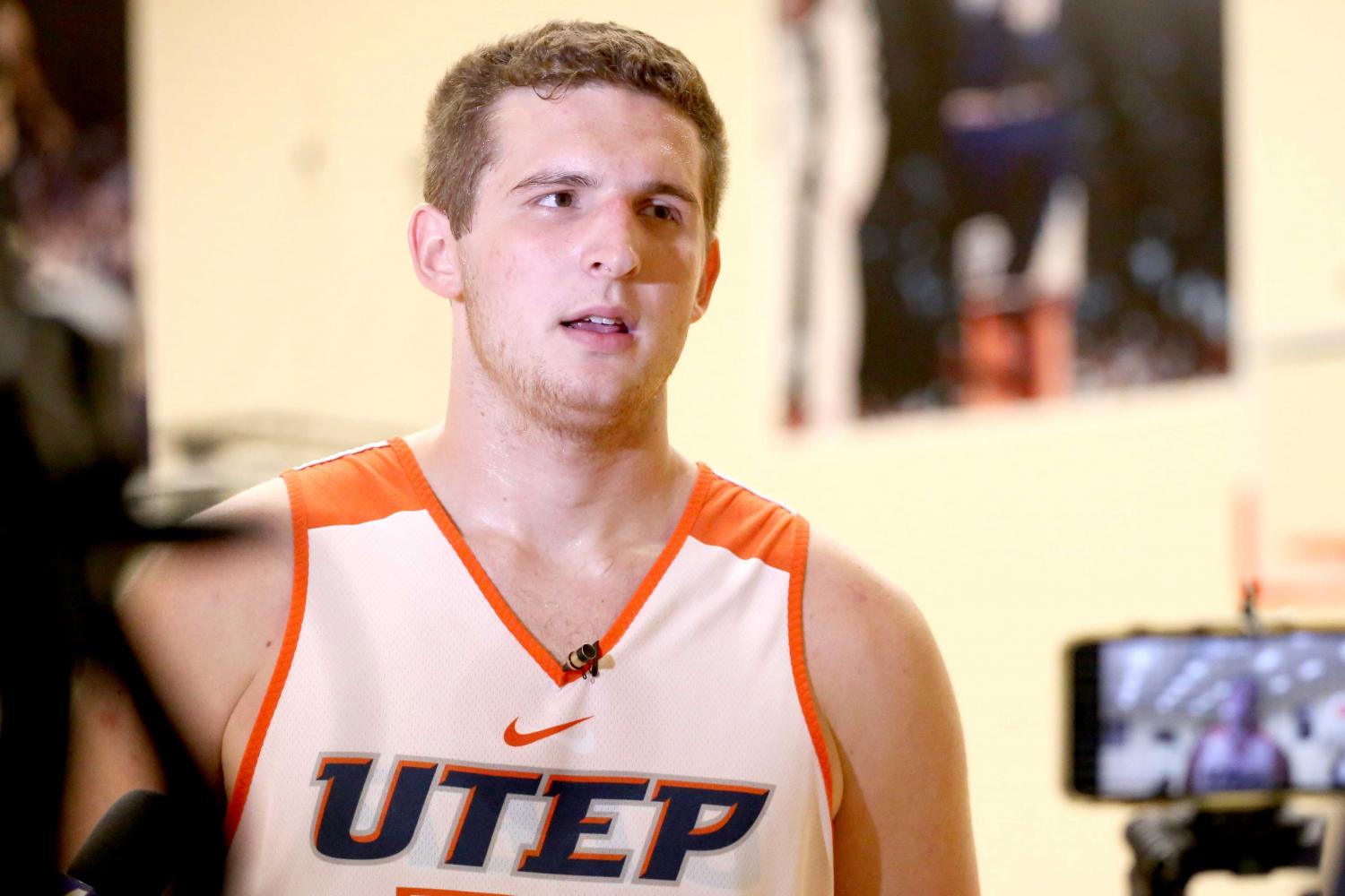 Joey+St.+Pierre+leaves+the+UTEP+basketball+program