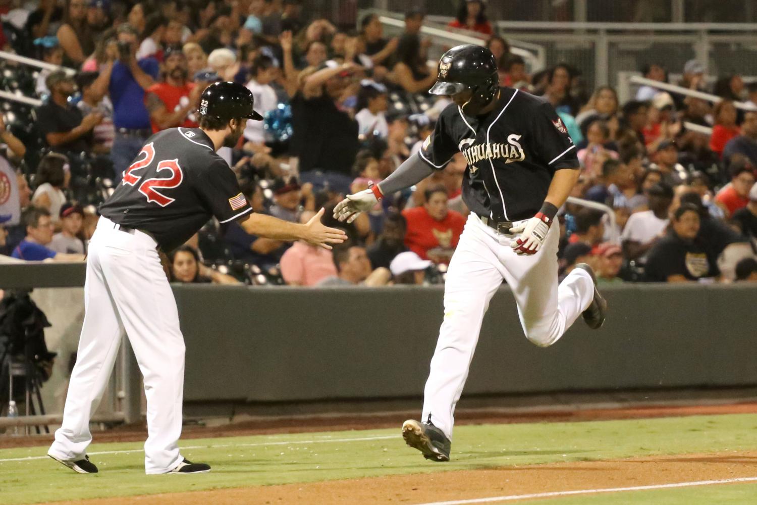 Chihuahuas beat Sacramento to clinch third straight division title
