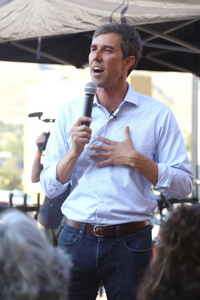 Congressman+ORourke+speaks+on+SB+4+and+coming+home+as+he+hosts+Hurricane+Harvey+relief+event