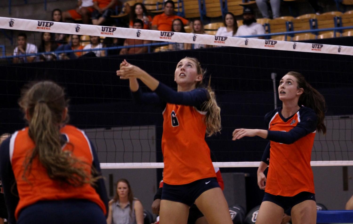 Women’s volleyball falls to 0-3 after loss to Texas Tech in home opener