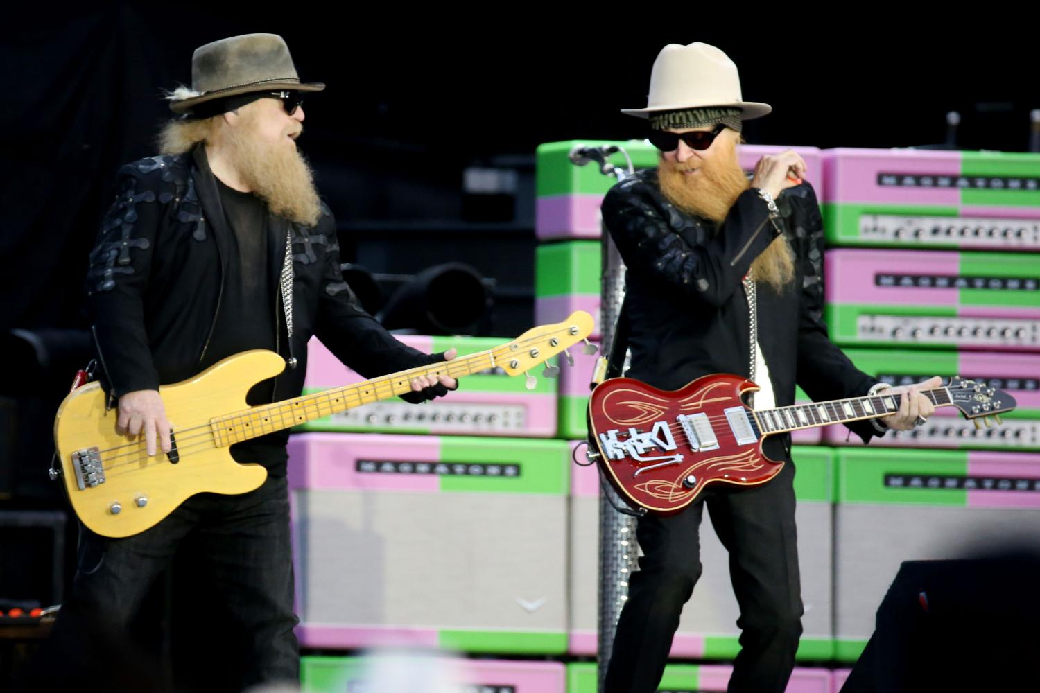 ZZ Top opens for Guns N' Roses.