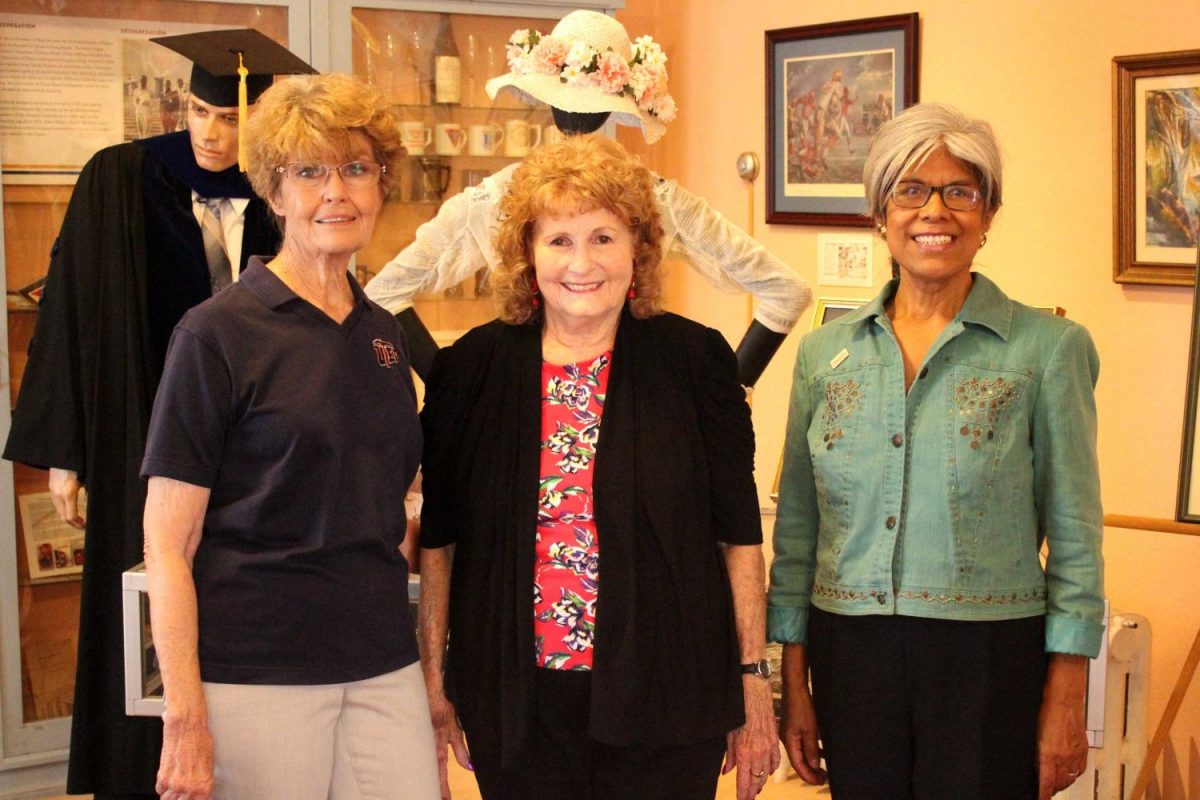 (From left) Briane Carter, Martha Broaddus, and Alicia de Jong Davis, were the main hosts of the place.